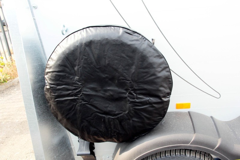 Housses de protection de pneu XXL - e-tron