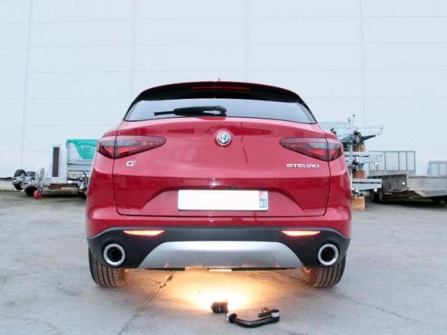 ATTELAGE ALFA ROMEO STELVIO