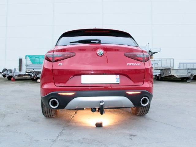 ATTELAGE ALFA ROMEO STELVIO